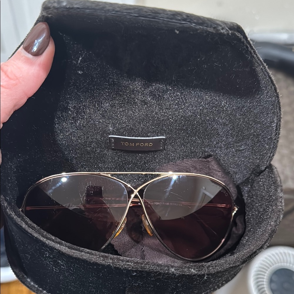Tom Ford Women's Gold Frame Sunglasses - Picture 3 of 3